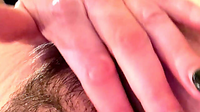 I Trimmed My Famous Bush and Liked It