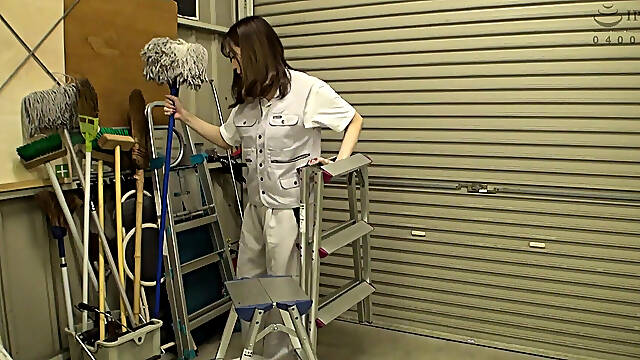 Corner Masturbation: Once You Start Rubbing, You Won't Be Able to Stop! Vol. 5