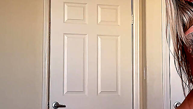 Fitness Freaks Hardcore Fucking - Kaci Kennedy & Brad Newman