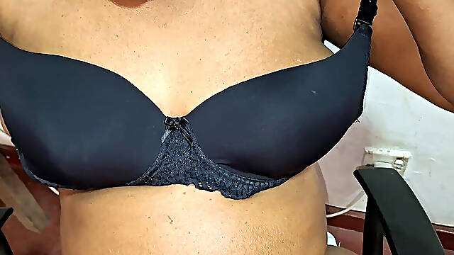 Big Boobs Indian Aunty Morning Show