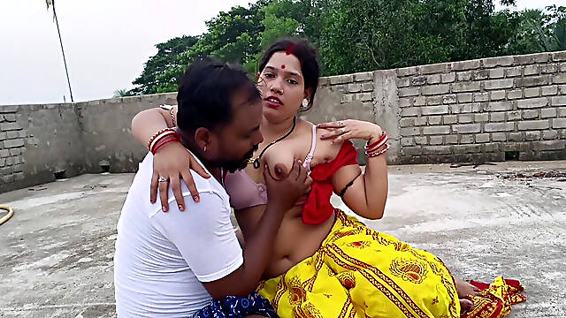 Beautiful Indian Village Aunty Hot Romance Big Boobs Press and Pussy Fucking on the Roof Over