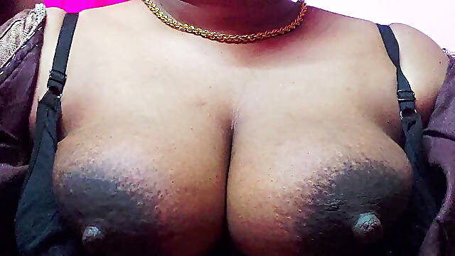 Desi Boy has sex with beautiful stepsister