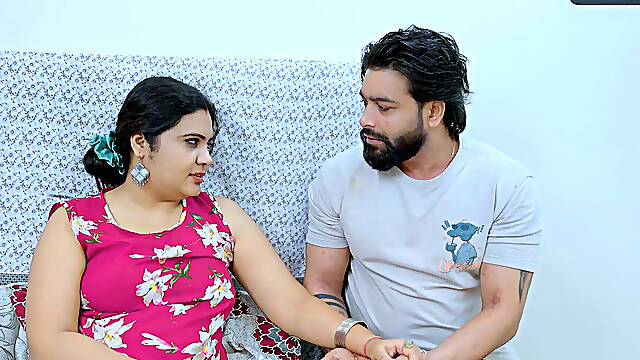 Beautiful Indian Stepsister-in-law Has Sex with Her Stepbrother-in-law - Clear Hindi Audio